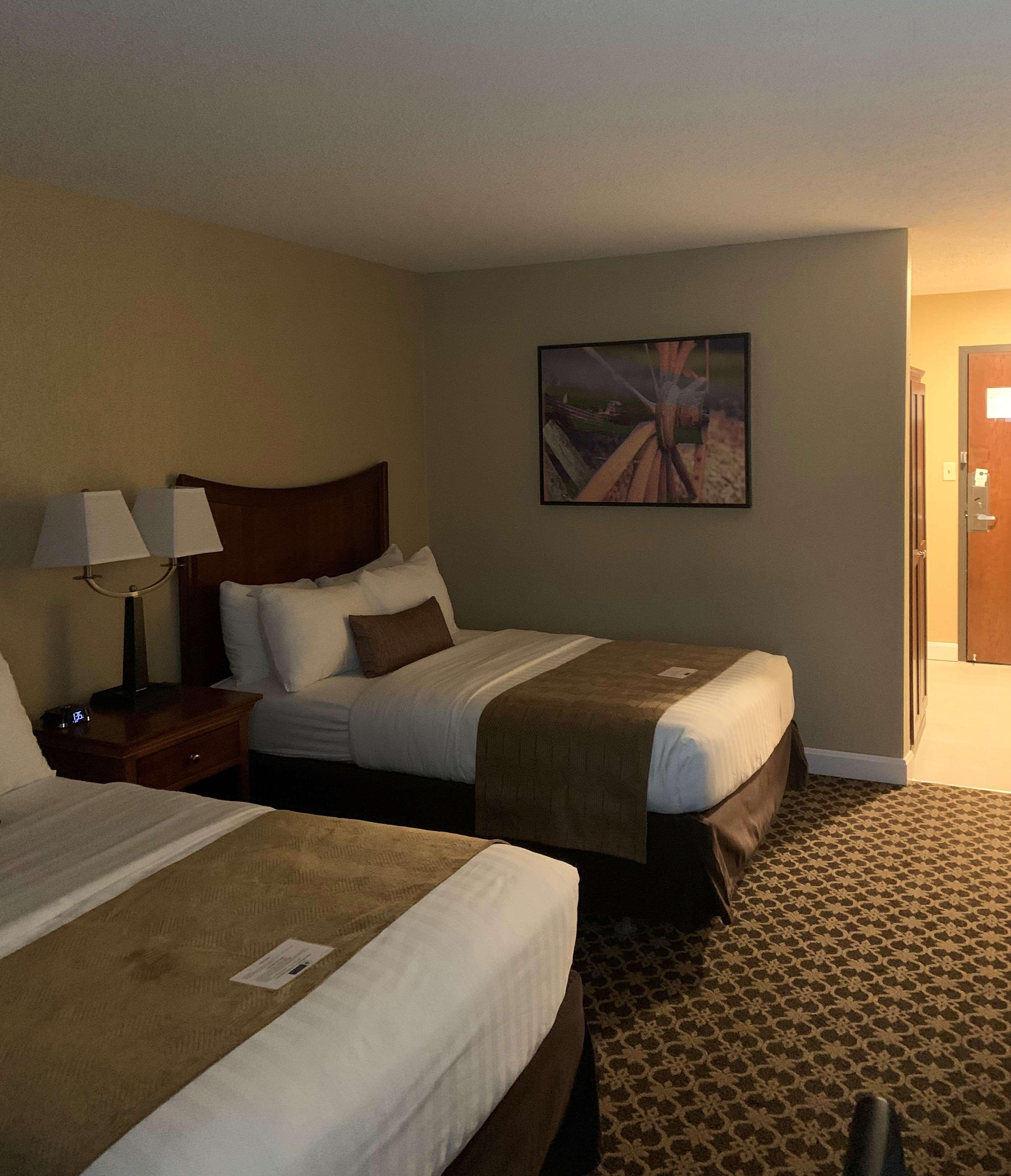 Best Western Plus Wooster Hotel & Conference Center Exterior photo
