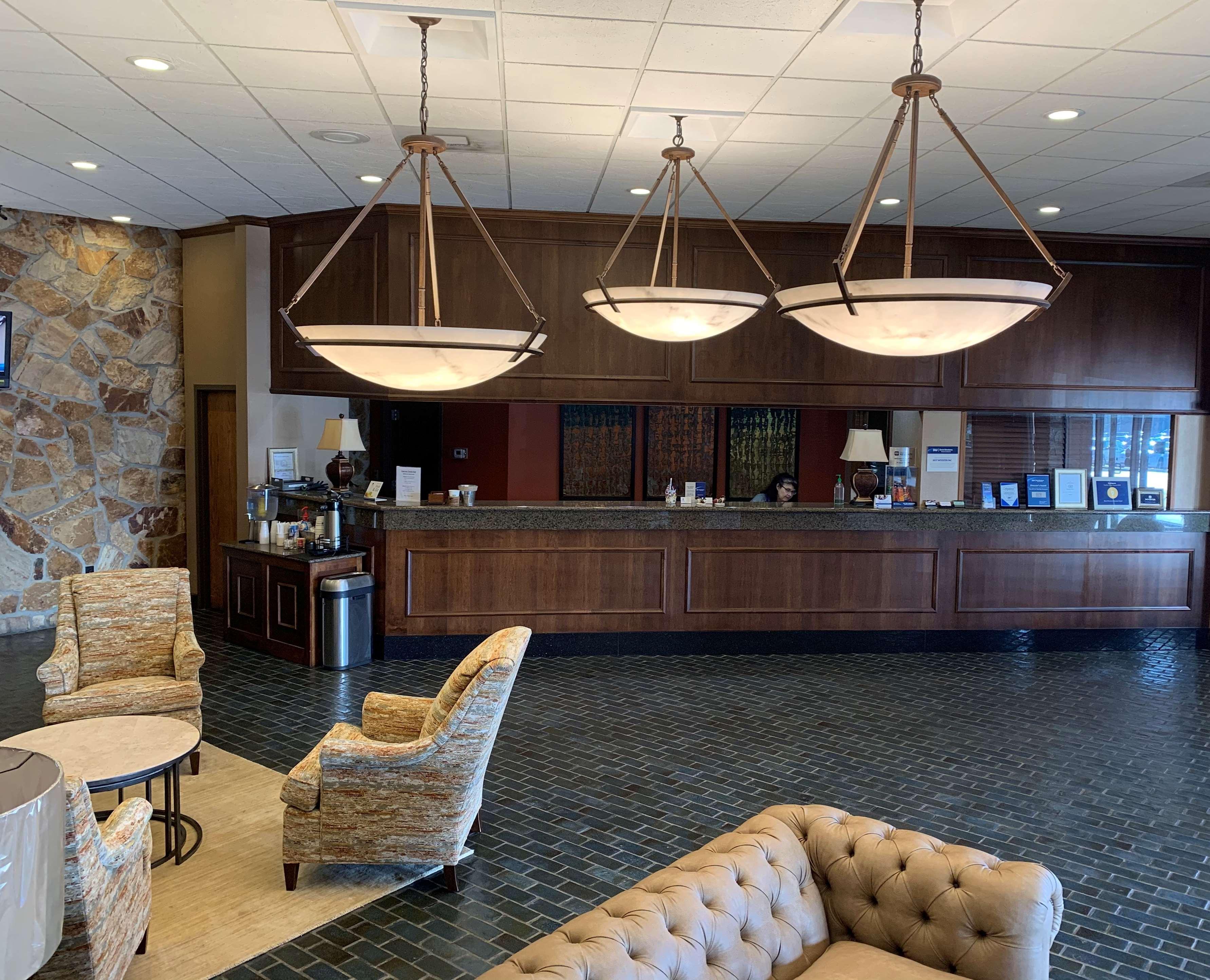 Best Western Plus Wooster Hotel & Conference Center Exterior photo